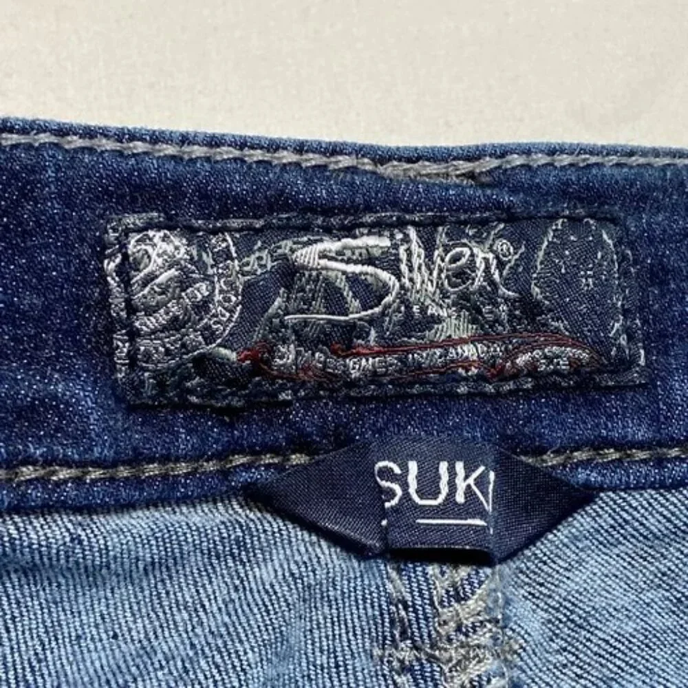 Silver Jeans Women’s W33/L31 Dark Blue Suki High Baby Boot Western Fluid‎ Denim